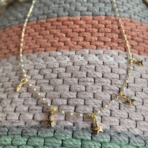 Gold Star Chain Necklace - Picture 3 of 3